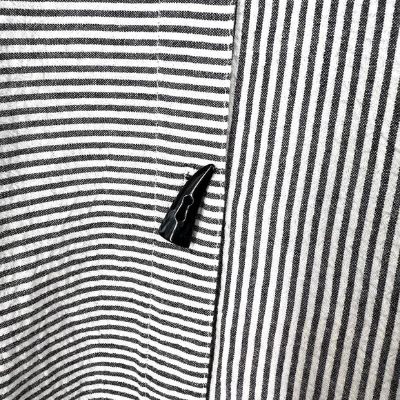 Ali Miles Sz XL Wearable Art to Wear White Gray Abstract Blouse Shirt Top Artsy - Picture 4 of 10